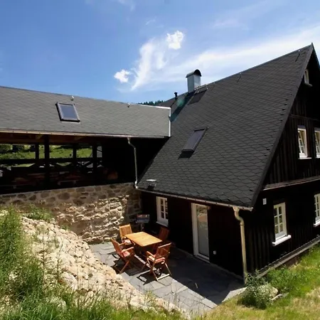 Casa de Férias Anno Dazumal Zu Opa's Zeiten Klingenthal